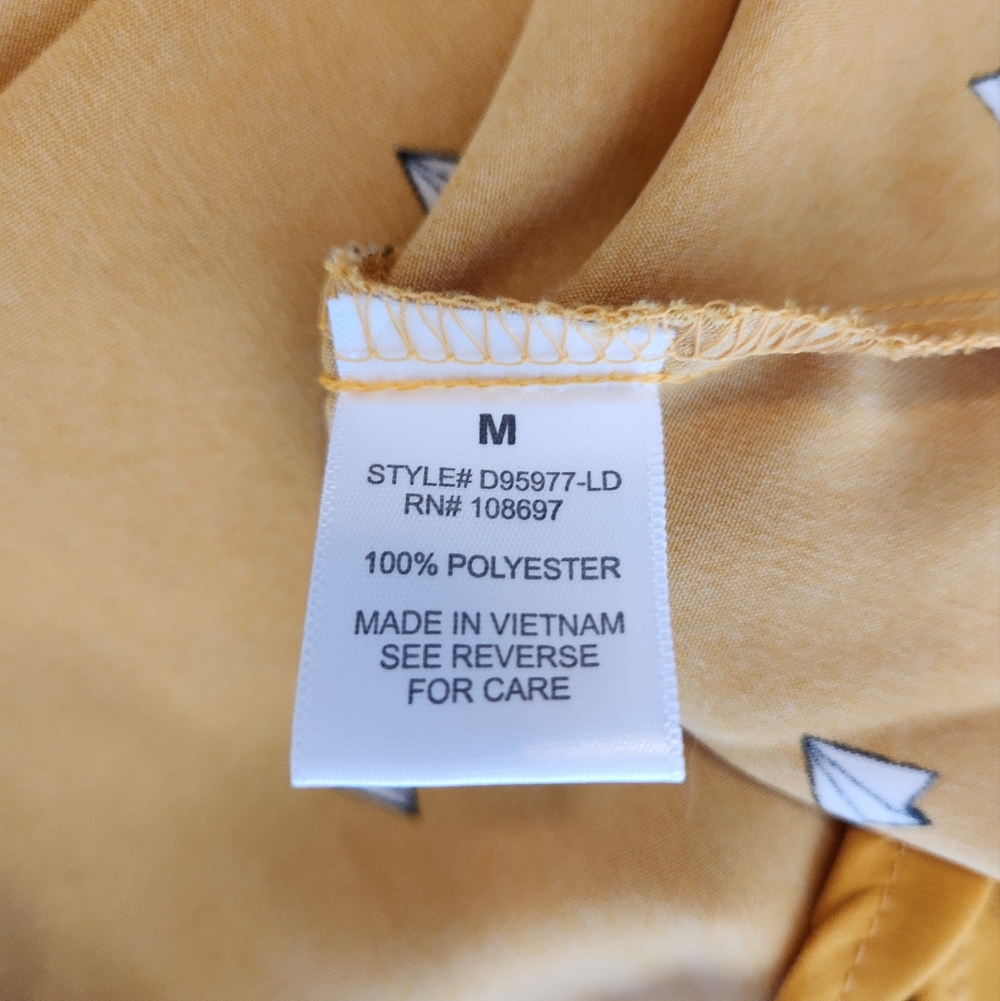 Sweet Rain Mustard Yellow Cap-Sleeve Mini Dress Paper Airplane Print Medium - Picture 11 of 15